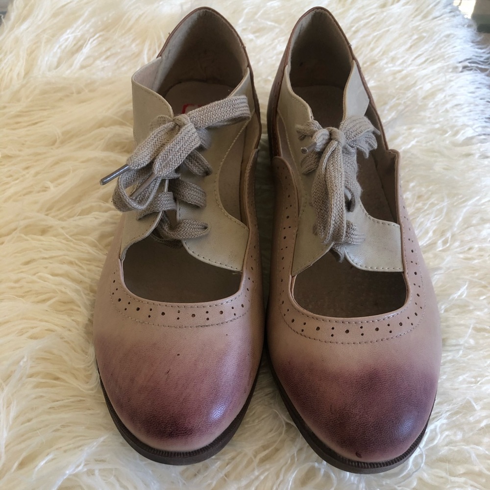 Ombré colored lady oxfords
